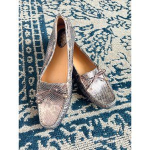 CLARKS Womens Snake Print Leather Loafers Sz 11